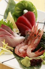 料理メニュー写真&nbsp;糸魚川直送☆本日のお刺身３点盛り合わせ