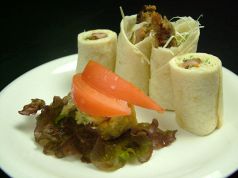 料理メニュー写真 ジャークロール
