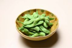 料理メニュー写真&nbsp;ほかほか枝豆／たこわさび／本格キムチ／まる～いチーズ