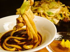 伯りん ホルモン焼きうどんの写真