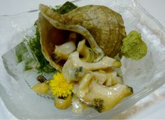 料理メニュー写真 つぶ貝刺身