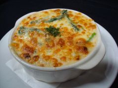 料理メニュー写真&nbsp;チキンときのこのマカロニグラタン