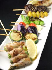 料理メニュー写真 銀杏、しいたけ、ミニトマトとモッツアレラ、にんにく