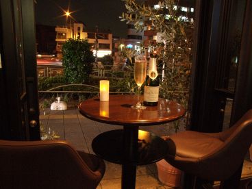 エレ ガレーノ Ele gareno DINING&カフェ BARの雰囲気1