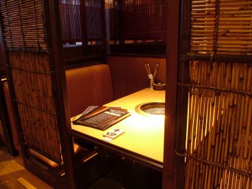 べこ 炭火焼肉の雰囲気1