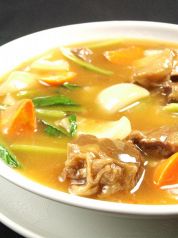 料理メニュー写真 牛ばら肉の醤油煮炒め