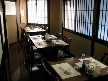 写楽 名古屋錦第二店 鮨処の雰囲気1