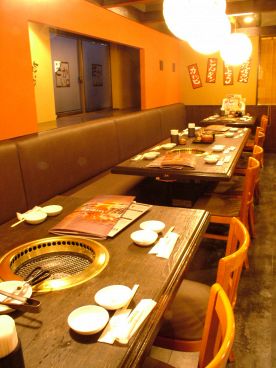焼肉屋さかい 静岡インター店の雰囲気1