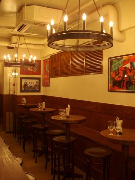 エノトリアディアーナ ENOTRIA Diana 下北沢店の雰囲気1