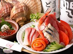 料理メニュー写真 サーモン刺/甘エビ刺(5尾)/〆サバ刺/イカゴロルイベ刺