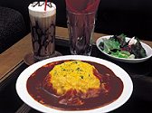 広島市中心部　カフェ キャラントキャトルの写真