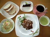 大分　slow cafe ことはなの写真