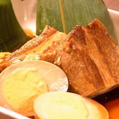６時間煮込んだ豚の角煮