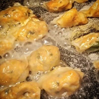 愛されて３０年。沖縄島豚今帰仁アグーの一口餃子