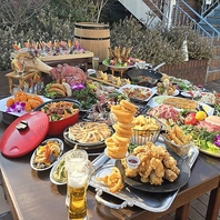 こだわりのピザや様々なお料理も♪