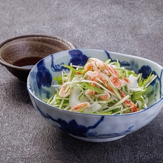 桜えびと新玉ねぎのサラダ