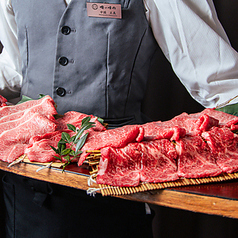 【食肉のカリスマバイヤー経験者が厳選したお肉を提供】