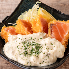 サーモンレアカツ