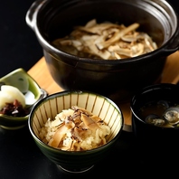 四季折々の彩りと香りを、熟練の手仕事で紡ぐ