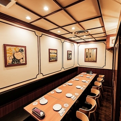 A）最大14名様・B）最大12名様の半個室をご用意。会社宴会や接待にも◎