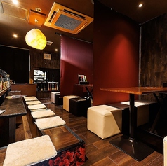 最大23名様まで着席可能です◎団体でのご予約も承っておりますので、大規模な忘年会や新年会、打ち上げにも対応できます。美味しい牡蠣と飲み放題コースで、皆様の特別な宴をサポートいたします♪