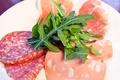 料理メニュー写真 イタリア産生ハム、サラミの盛り合わせ