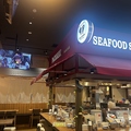 SEAFOOD STAND PACIOREK HANATARE みなとみらい一番街の雰囲気1