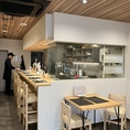 当店の貸切利用は、アットホームな雰囲気の中で、自分たちだけの空間を作り出せます！着席時で最大14人での利用が可能です♪友人や家族との集まりに最適です★貸切利用については、当店までお問い合わせください◎心温まるひとときを楽しんでください♪