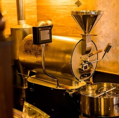 時間の許す限り情熱を込めた自家焙煎珈琲をどうぞ