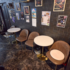 【2名掛けテーブル席】デートにもぴったりのお席です◎