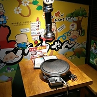 清潔なテーブル席に、排煙ダクトも完備◎