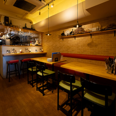 東京チキンボーイ 西新宿店の雰囲気1