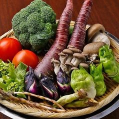 お肉の美味しさを引き立てる「焼き野菜」も当店の自慢◎