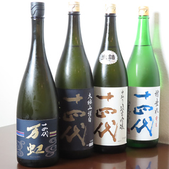 日本酒専門店 萬亮の特集写真