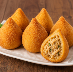 コシーニャ(ブラジル風チキンコロッケ)