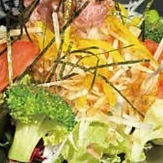 船来屋サラダ
