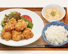 にんにく醤油からあげ定食