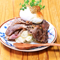 和牛スライスとポテサラ