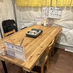 【テーブル】6名様席。