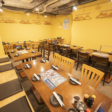 全席喫煙可◎団体様歓迎◎肉汁餃子海鮮 食べ飲み放題◎大衆酒場酔いどれ屋 堺東駅前店の雰囲気1