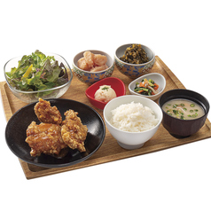 博多もつ鍋やまや 京阪京橋店のおすすめランチ1