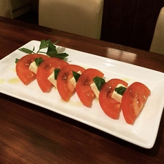 フレッシュトマトのカプレーゼ