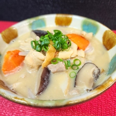 金あぐー豚のもつ煮込み