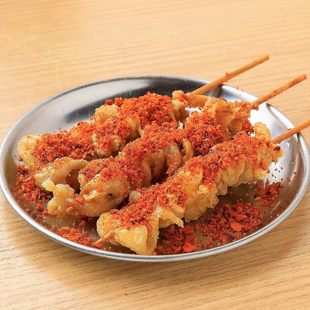 スパイシーな味が癖になるパリパリ鶏皮スパイス★お酒との相性も抜群！