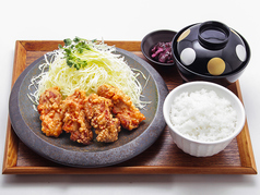 とり唐揚げ定食（特選だれ）
