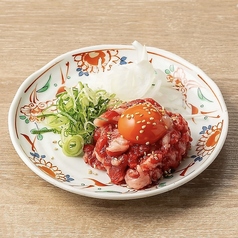 炙り牛ユッケ