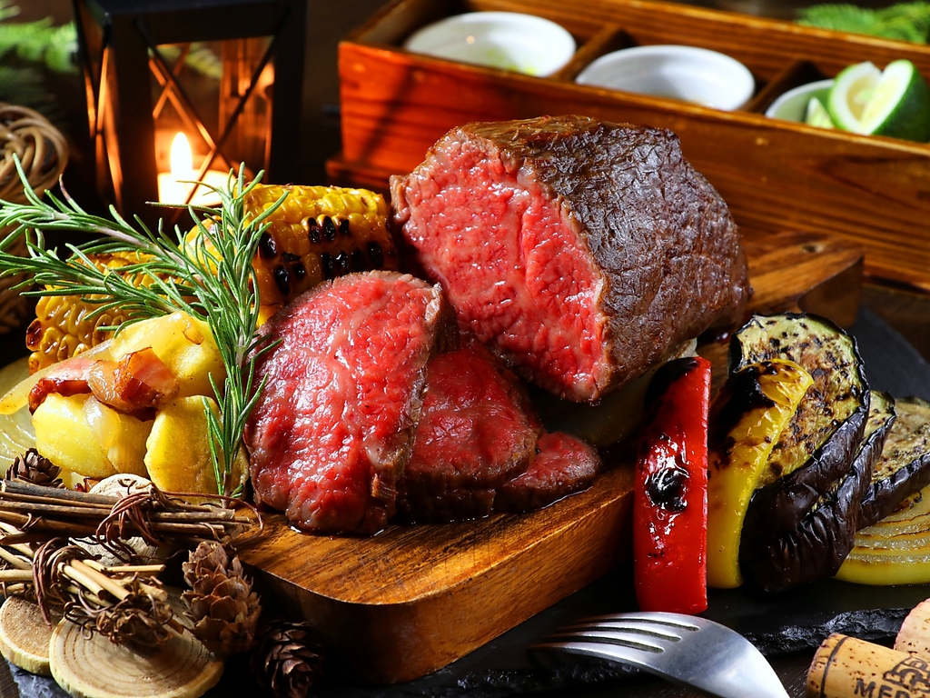 こだわり抜いた本格料理が食べ放題★