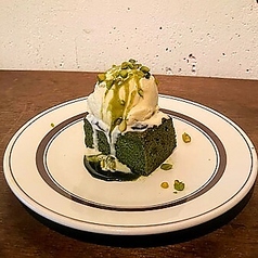 濃い抹茶ブラウニー