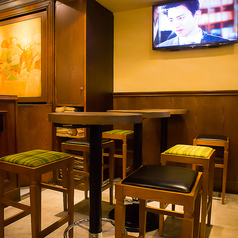 テーブルも数多くありますので、お好きなお席をお選び下さい♪ご来店の際にはホットペッパーグルメの簡単すぎるネット予約がオススメ♪お好みの席を予約できるうえに、ポイント迄貯まる♪お得がたくさん♪都営浅草線＆都営大江戸線A3出口から徒歩0分♪A３出口地上に出てすぐ右★駅近すぎる！