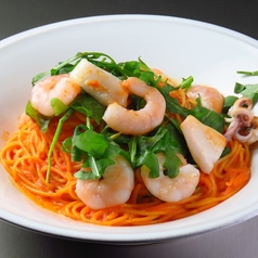 海老とバジルのトマトパスタ